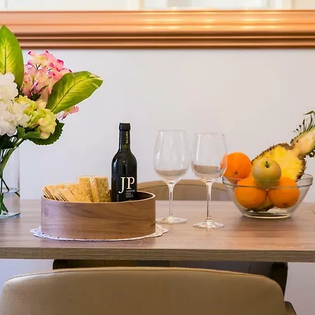 Art Deco 4 Bedrooms Flat In The Center * Lisboa