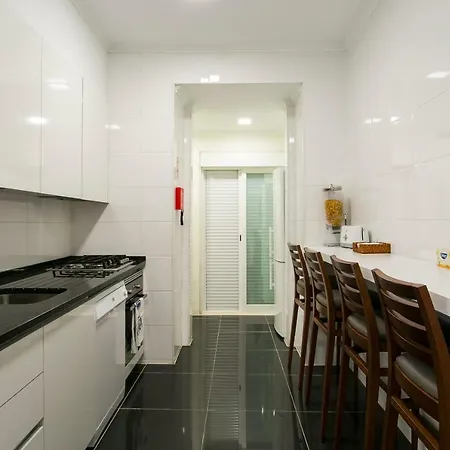 Art Deco 4 Bedrooms Flat In The Center Apartment *